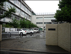 写真：鷹南学園　三鷹市立第五中学校